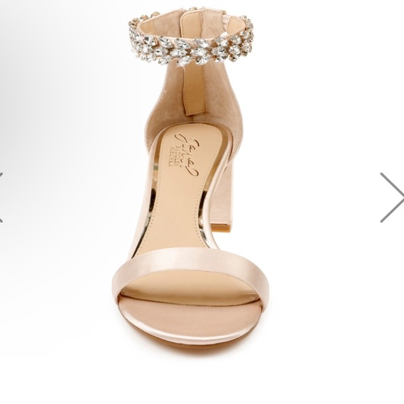 NIB Badgley Mischka Jewel shows. Size 11 - Picture 4 of 11